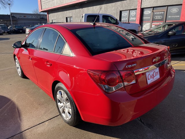 Used 2014 Chevrolet Cruze LS FWD image 3