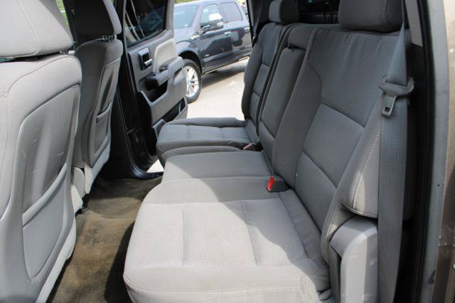 Used 2015 Chevrolet Silverado 2500 W/T AWD/4WD image 29