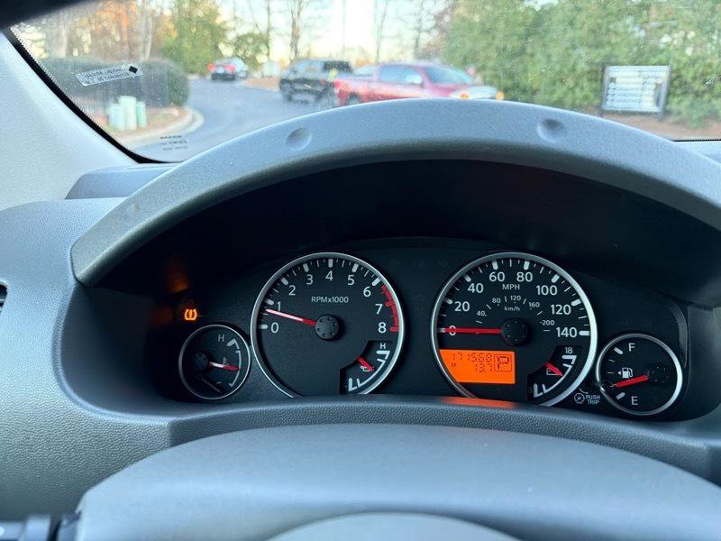 Used 2007 Nissan Frontier LE w/ Rockford Fosgate Pkg RWD image 22