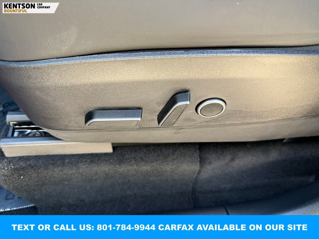 Used 2023 Tesla Model Y Long Range image 32