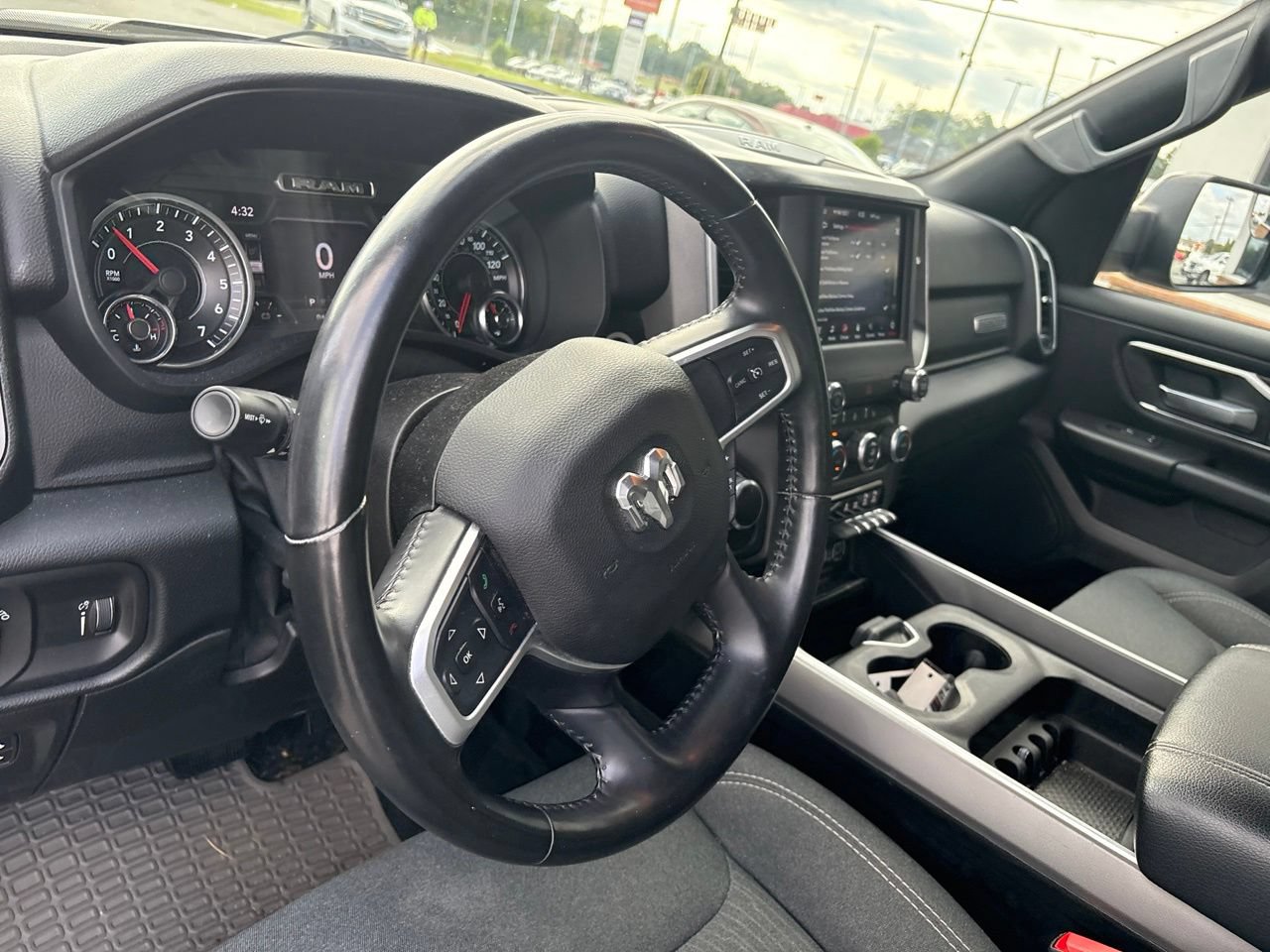 Used 2021 RAM 1500 Big Horn RWD image 4