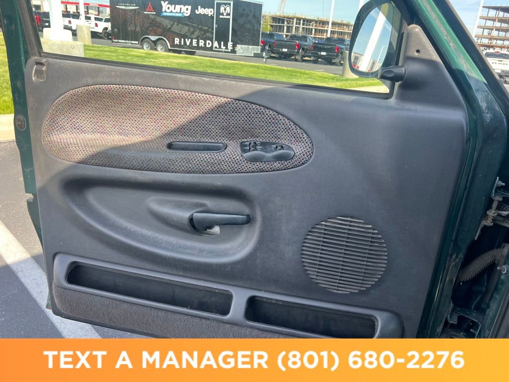 Used 2001 Dodge Ram 2500 Truck 4x4 Quad Cab image 16