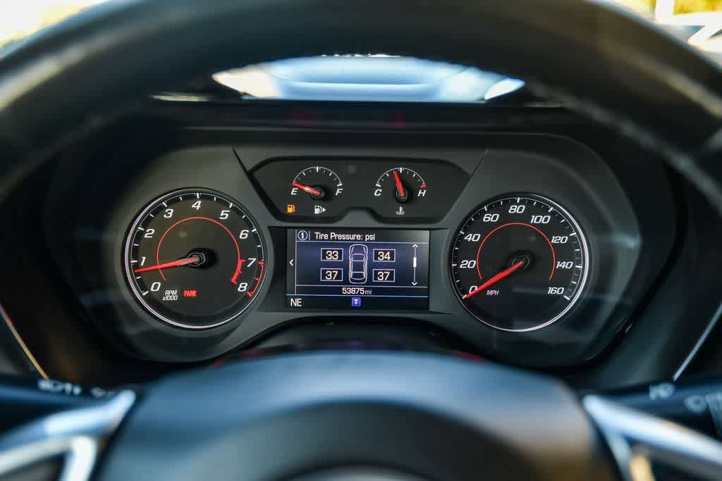 Used 2021 Chevrolet Camaro LT RWD image 28