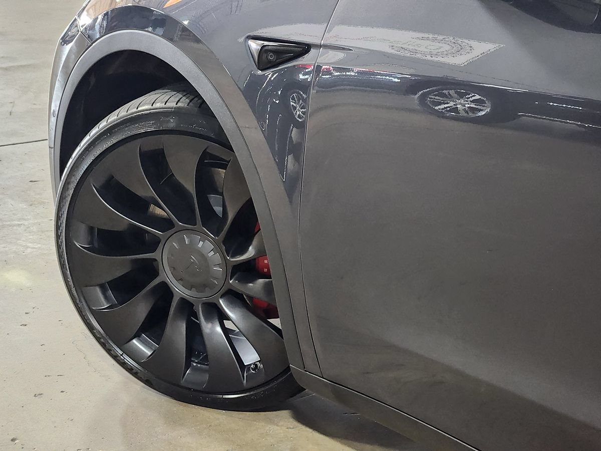 Used 2022 Tesla Model Y Performance AWD/4WD image 23
