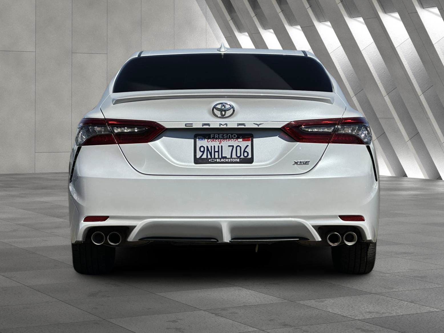 Used 2021 Toyota Camry XSE FWD image 5