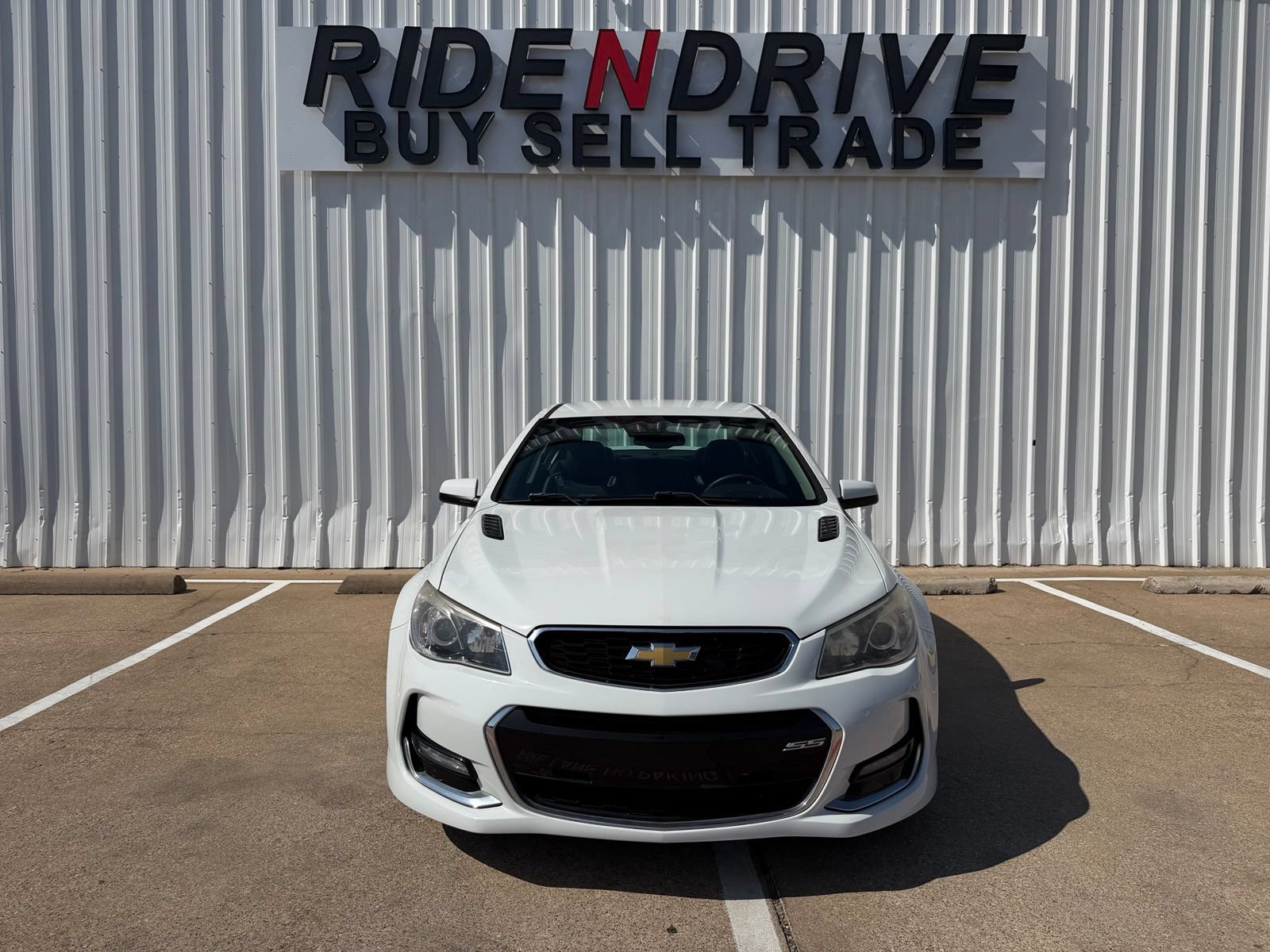 Used 2016 Chevrolet SS RWD image 10