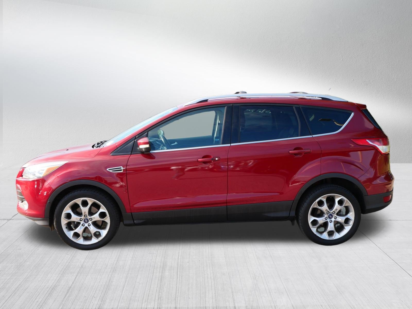 Used 2013 Ford Escape Titanium w/ Parking Technology Pkg AWD/4WD image 4