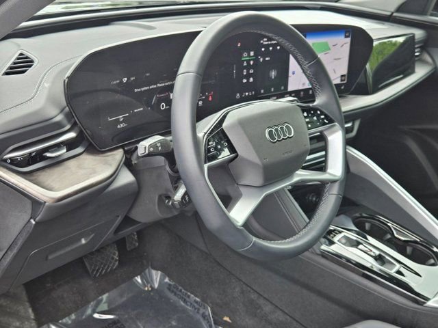 Certified 2025 Audi Q5 Premium w/ Convenience Package AWD/4WD image 10