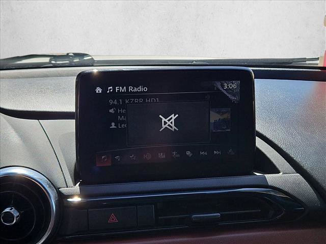 Used 2019 MAZDA MX-5 Miata RF Grand Touring RWD image 13