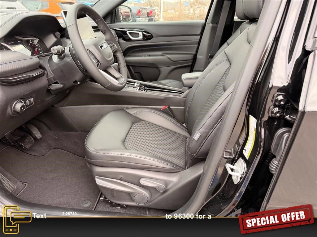 New 2026 Jeep Compass Latitude image 7