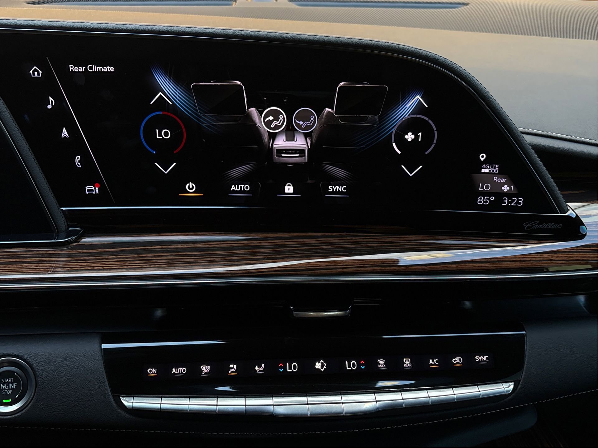 Certified 2024 Cadillac Escalade Luxury image 28