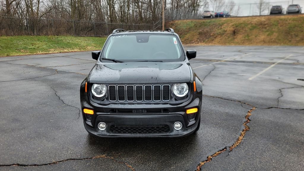 Used 2021 Jeep Renegade Latitude image 4