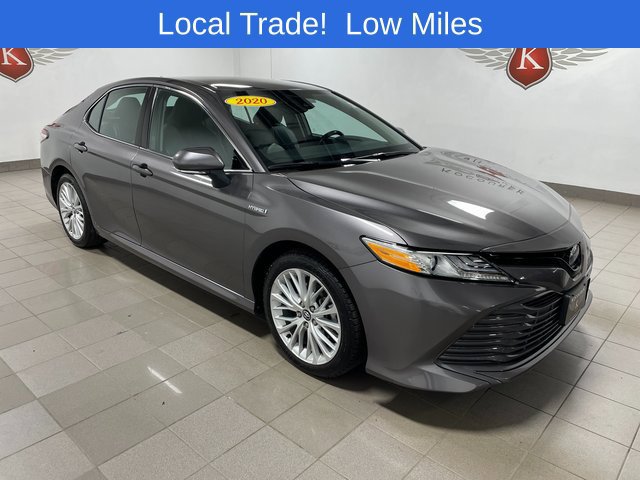 Used 2020 Toyota Camry XLE