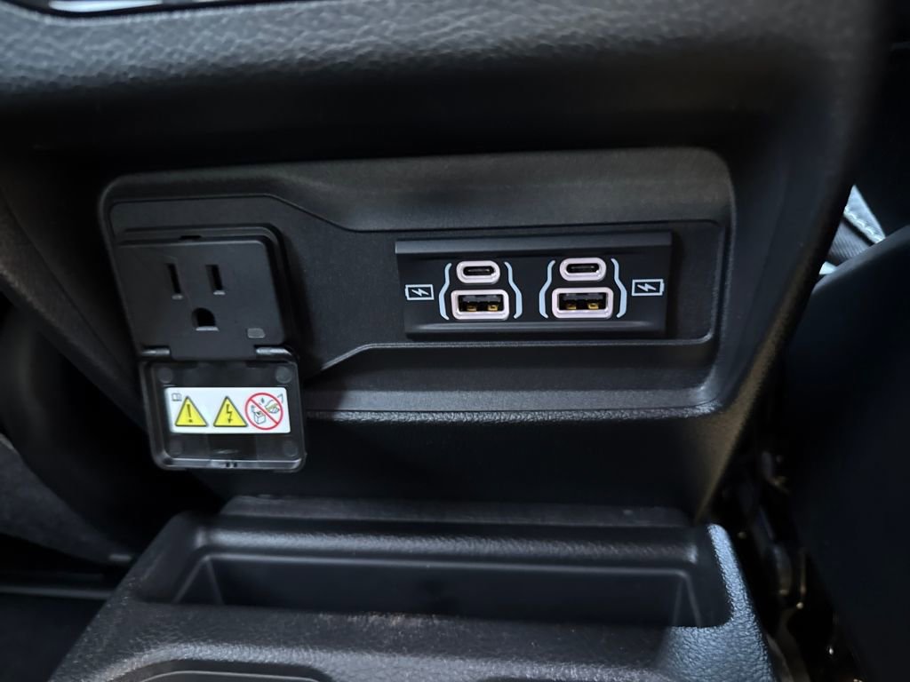 New 2025 Jeep Grand Cherokee L Laredo w/ Luxury Tech Group I image 23