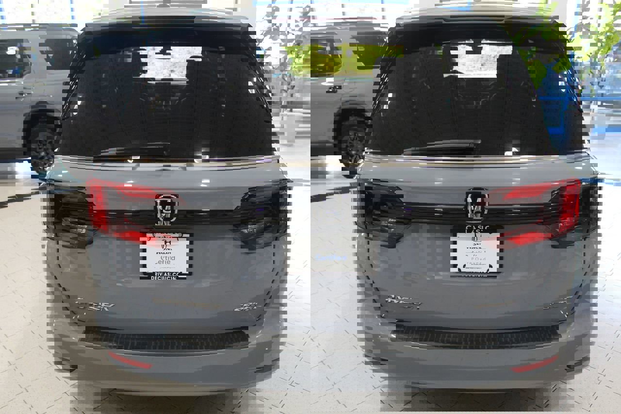 Certified 2023 Honda Odyssey Sport image 37