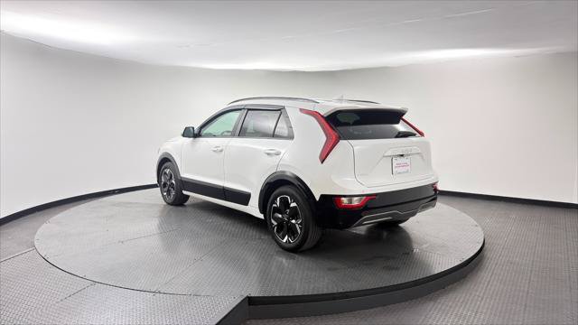 Used 2023 Kia Niro Wind w/ Wind Preserve Package FWD image 6