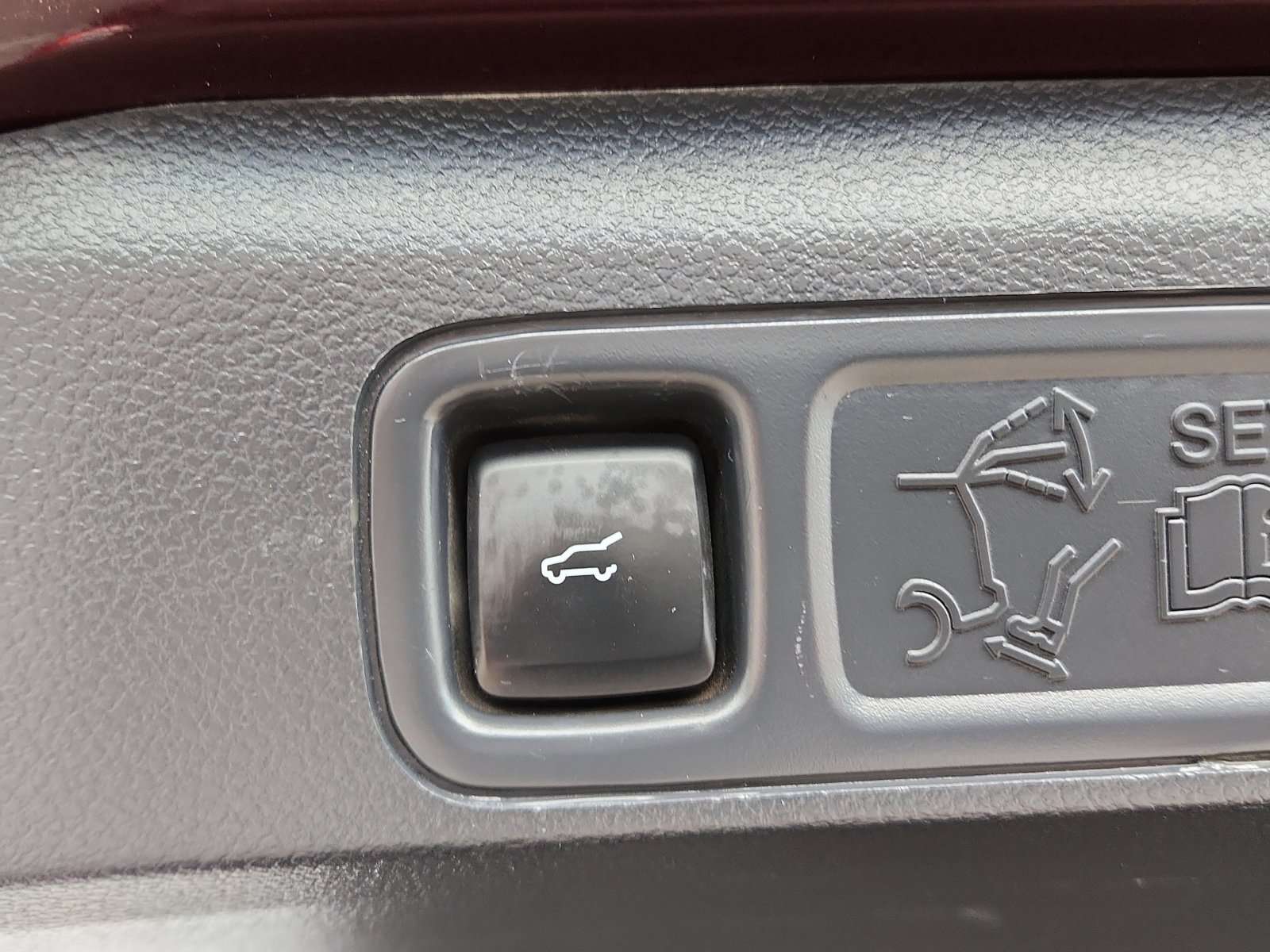 Used 2023 Ford Expedition Limited AWD/4WD image 9