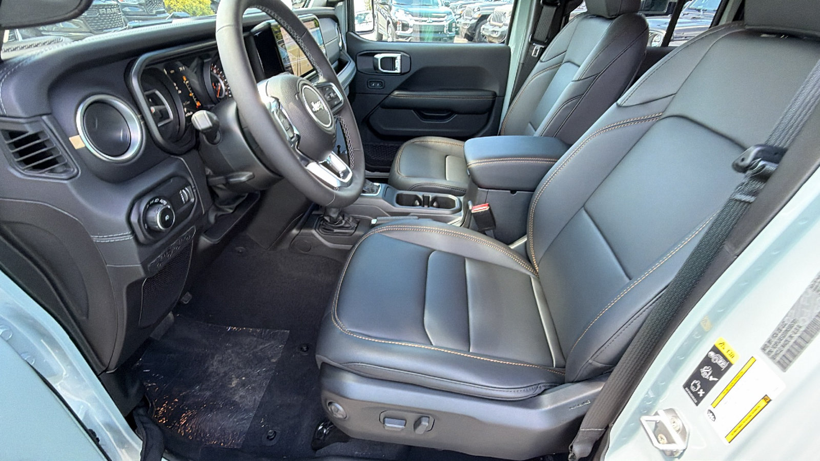 New 2027 Jeep Wrangler Unlimited Sahara AWD/4WD image 16