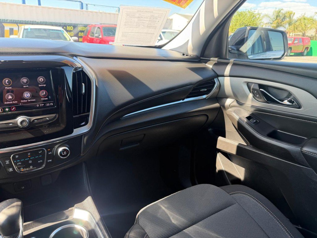 Used 2021 Chevrolet Traverse LS FWD image 26