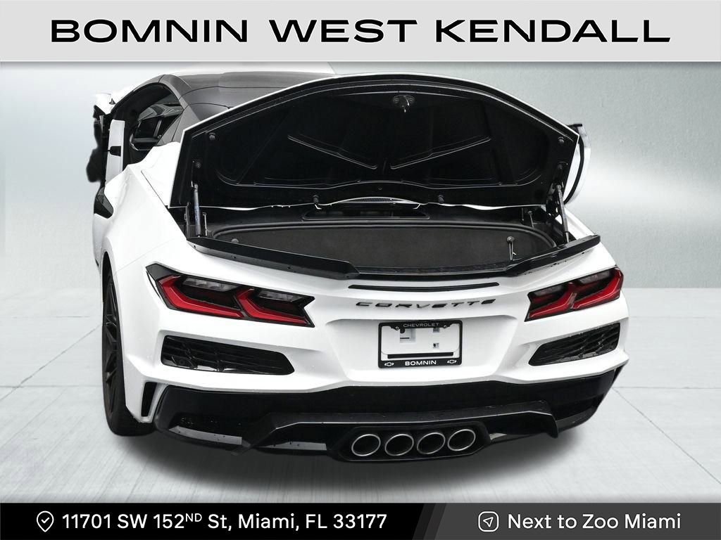 Used 2026 Chevrolet Corvette Z06 image 32