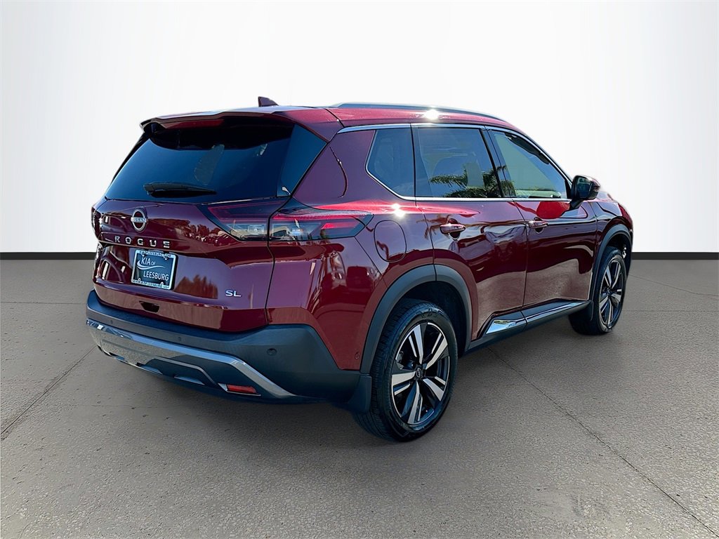 Used 2023 Nissan Rogue SL w/ SL Premium Package image 7