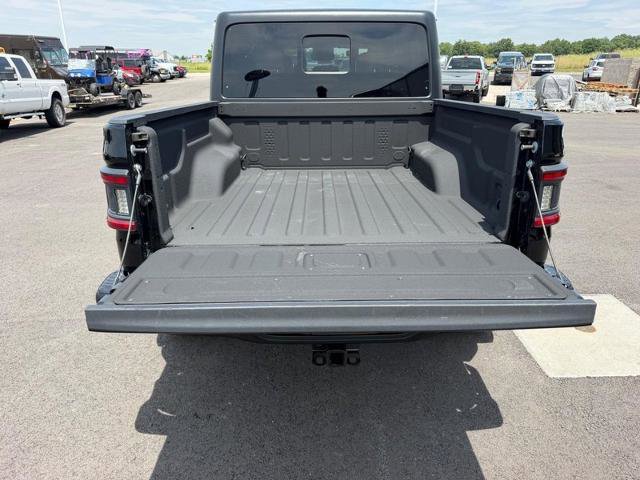 Used 2023 Jeep Gladiator Rubicon w/ LED Lighting Group AWD/4WD image 7