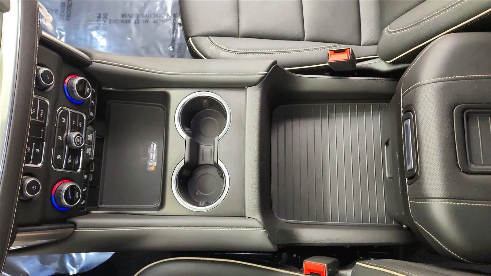 Used 2024 Chevrolet Tahoe Premier image 31