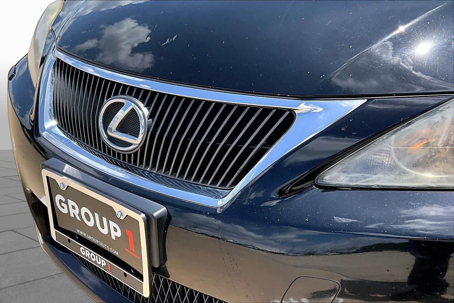 Used 2010 Lexus IS 350C RWD image 27