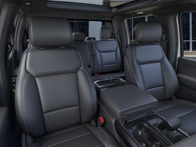 Used 2025 Ford F150 Lariat w/ Equipment Group 501A Mid image 18