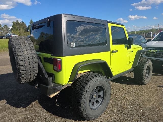 Used 2016 Jeep Wrangler Rubicon w/ Power Convenience Group AWD/4WD image 4