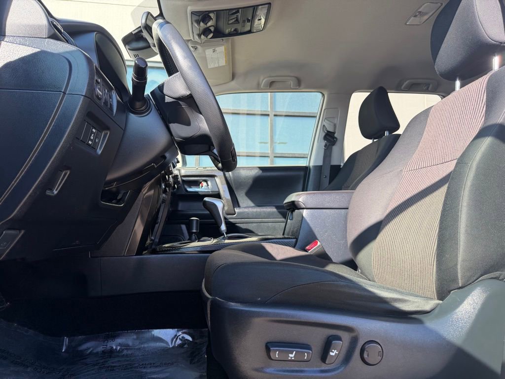 Used 2024 Toyota 4Runner TRD Off-Road image 11