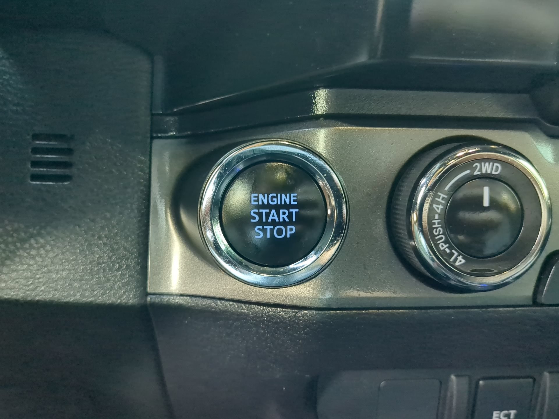 Used 2021 Toyota Tacoma TRD Off-Road AWD/4WD image 66