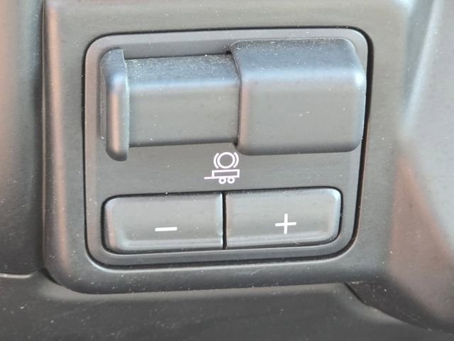 Used 2022 Chevrolet Silverado 2500 LT w/ Convenience Package AWD/4WD image 16