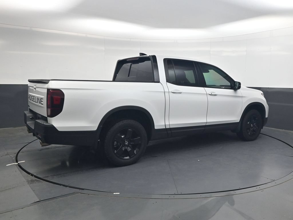 Certified 2026 Honda Ridgeline Black Edition image 4