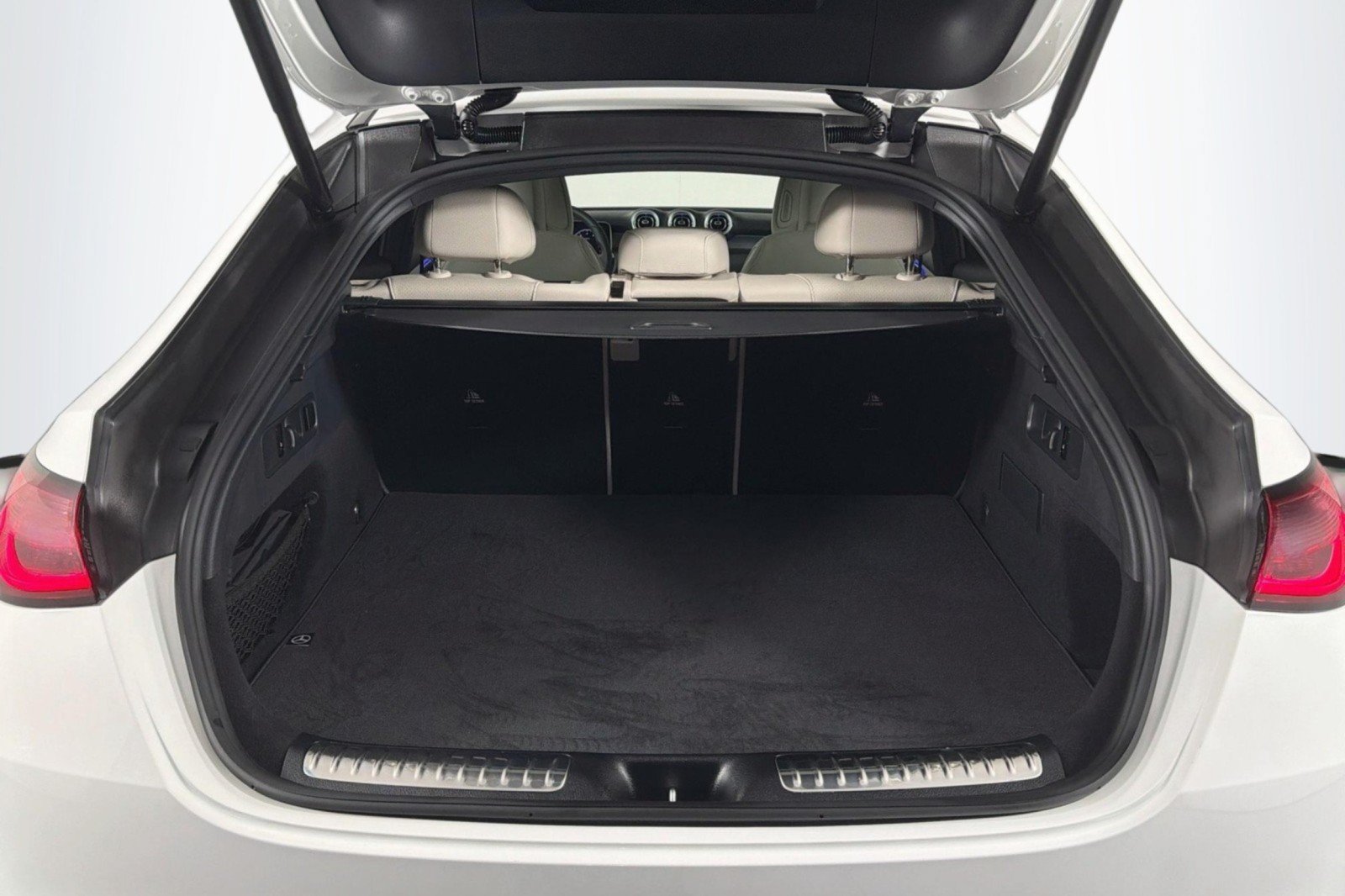 Certified 2025 Mercedes-Benz GLC 300 4MATIC image 25