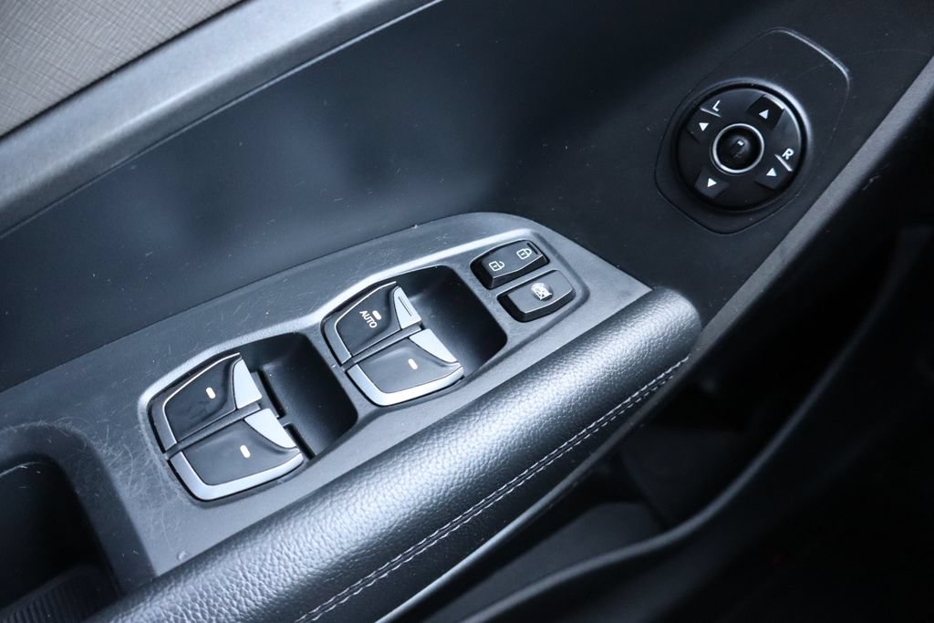 Used 2013 Hyundai Santa Fe Sport w/ Popular Equipment Pkg AWD/4WD image 17