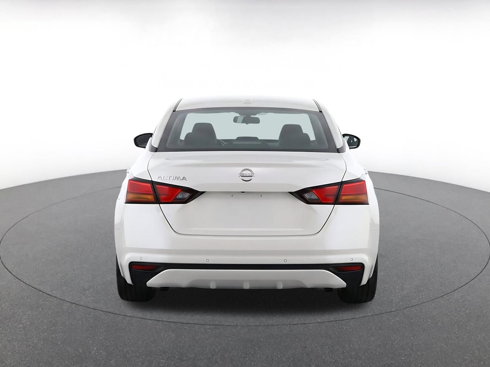 Used 2025 Nissan Altima 2.5 SV FWD image 7