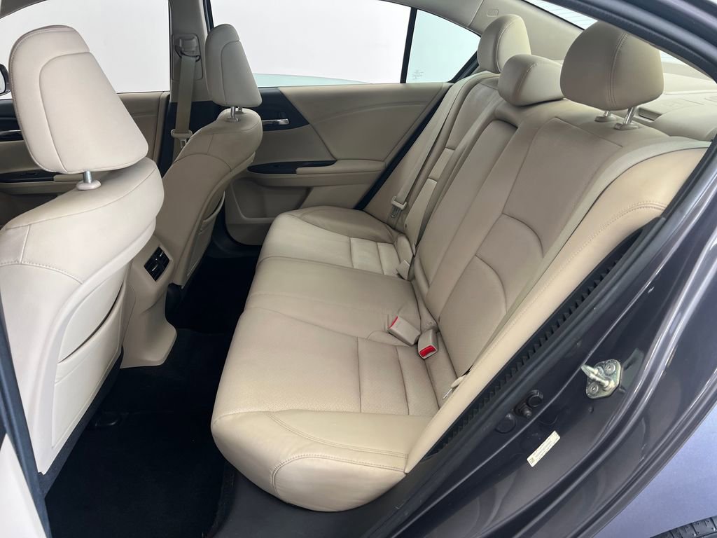 Used 2014 Honda Accord Touring image 27