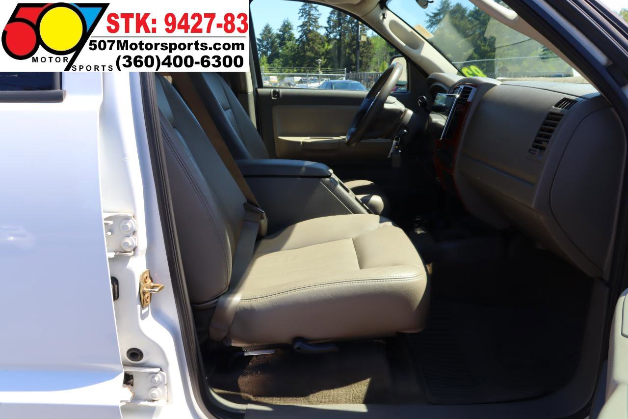 Used 2005 Dodge Dakota SLT w/ Trailer Tow Group AWD/4WD image 18