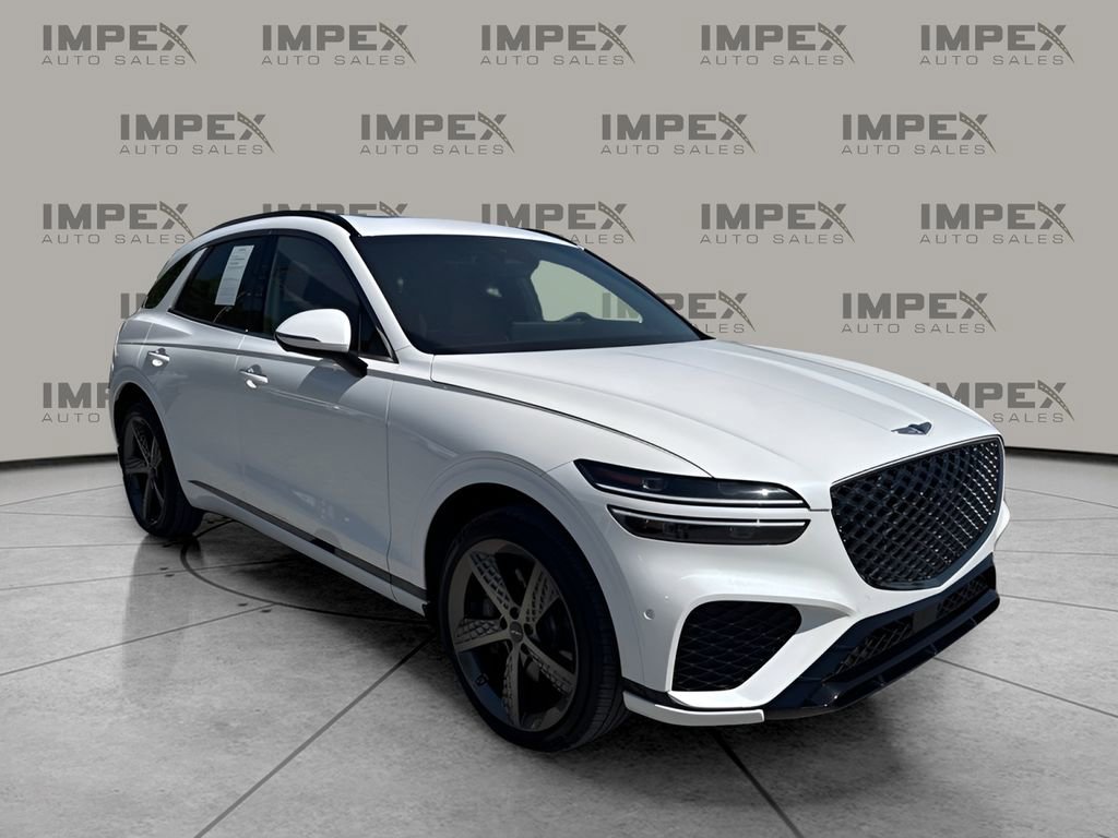 Used 2025 Genesis GV70 3.5T Sport w/ Sport Advanced Package AWD/4WD image 7