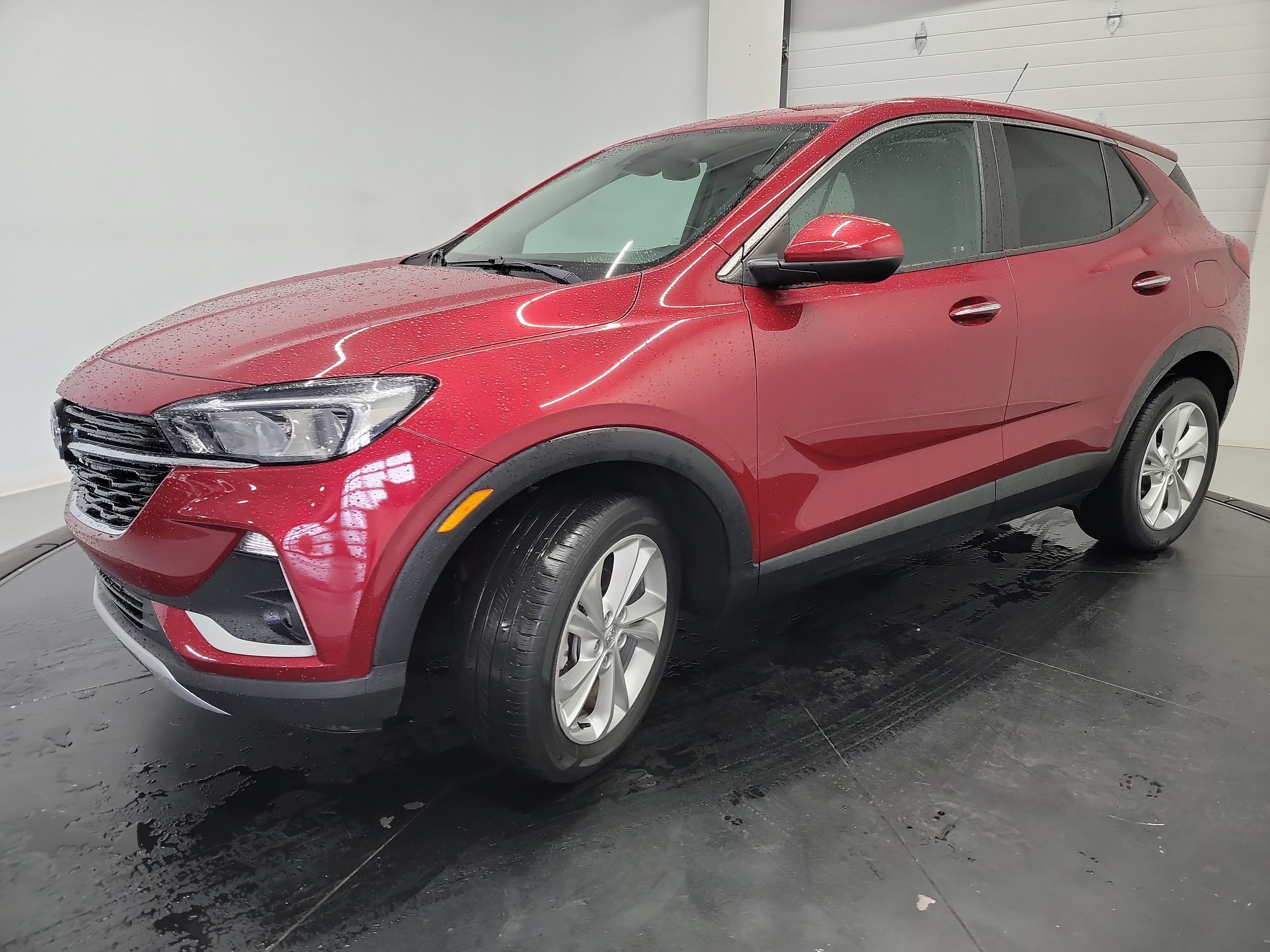 Used 2020 Buick Encore GX Preferred w/ Cold Weather Comfort Package AWD/4WD image 3