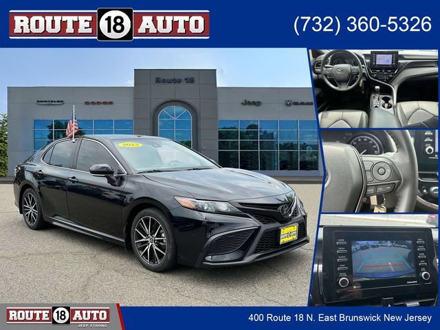 Used 2023 Toyota Camry SE AWD/4WD image 1