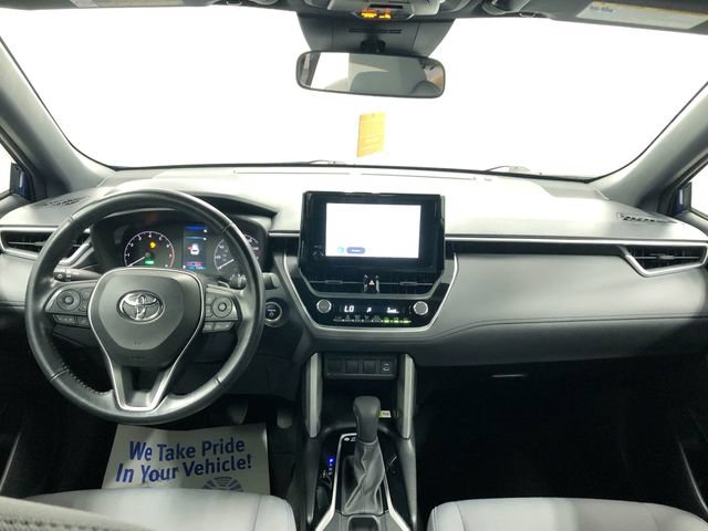 Used 2023 Toyota Corolla Cross AWD Hybrid image 14