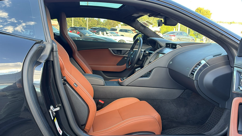 Used 2023 Jaguar F-TYPE R-Dynamic AWD/4WD image 24