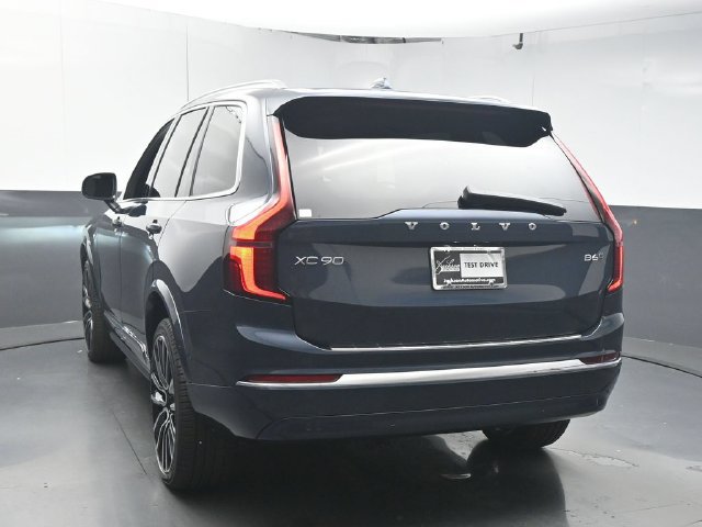 Used 2026 Volvo XC90 B6 Plus w/ Protection Package Premier AWD/4WD image 6