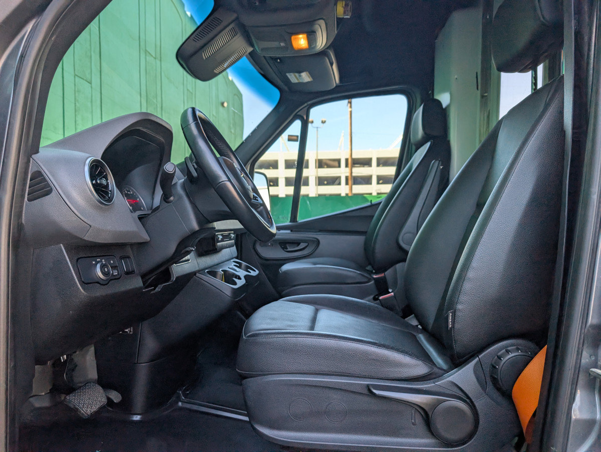 Used 2021 Mercedes-Benz Sprinter 4500 w/ Parking Package image 55