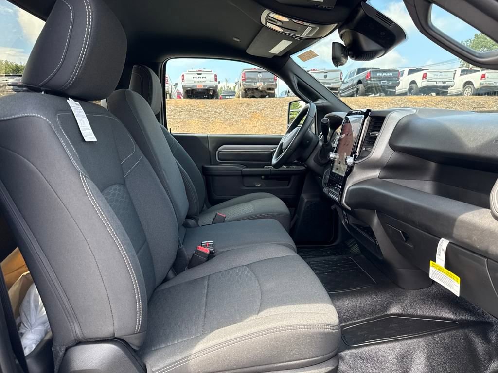New 2025 RAM 3500 Tradesman image 15