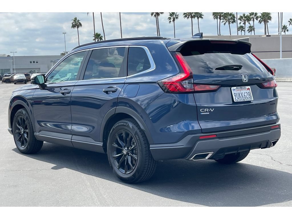 Used 2025 Honda CR-V Sport image 3