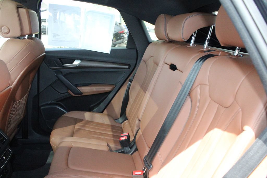 Used 2023 Audi Q5 2.0T Premium Plus w/ Premium Plus Package AWD/4WD image 50