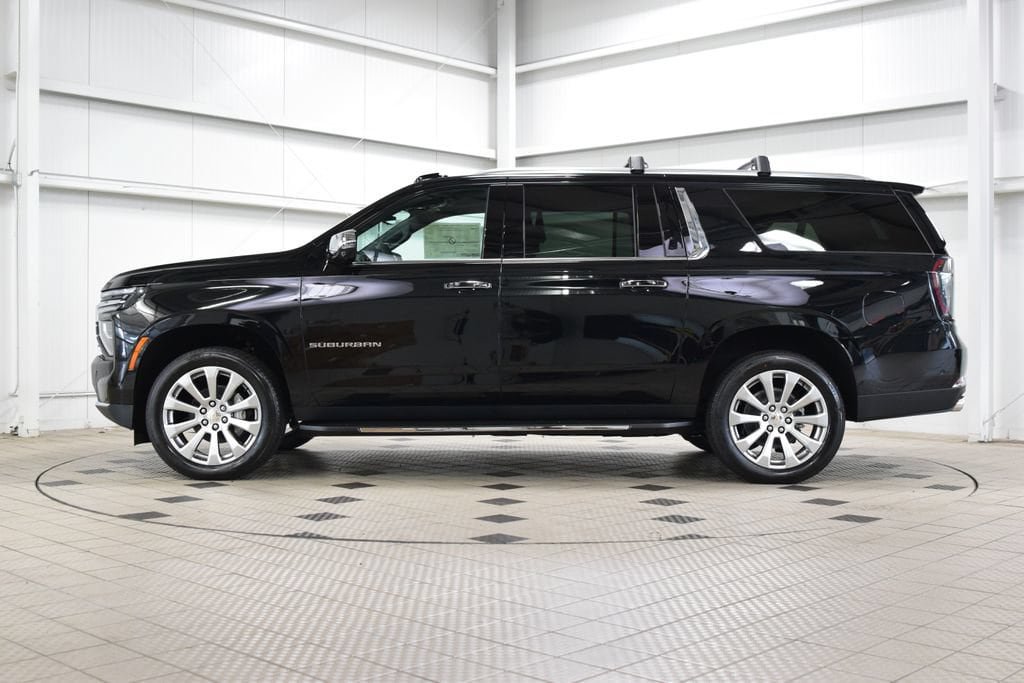 New 2026 Chevrolet Suburban Premier AWD/4WD image 4
